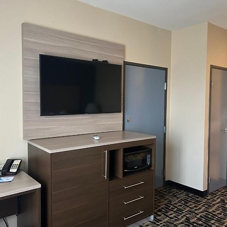 Baymont By Wyndham Ft. Leonard/Saint Robert Hotel Ngoại thất bức ảnh