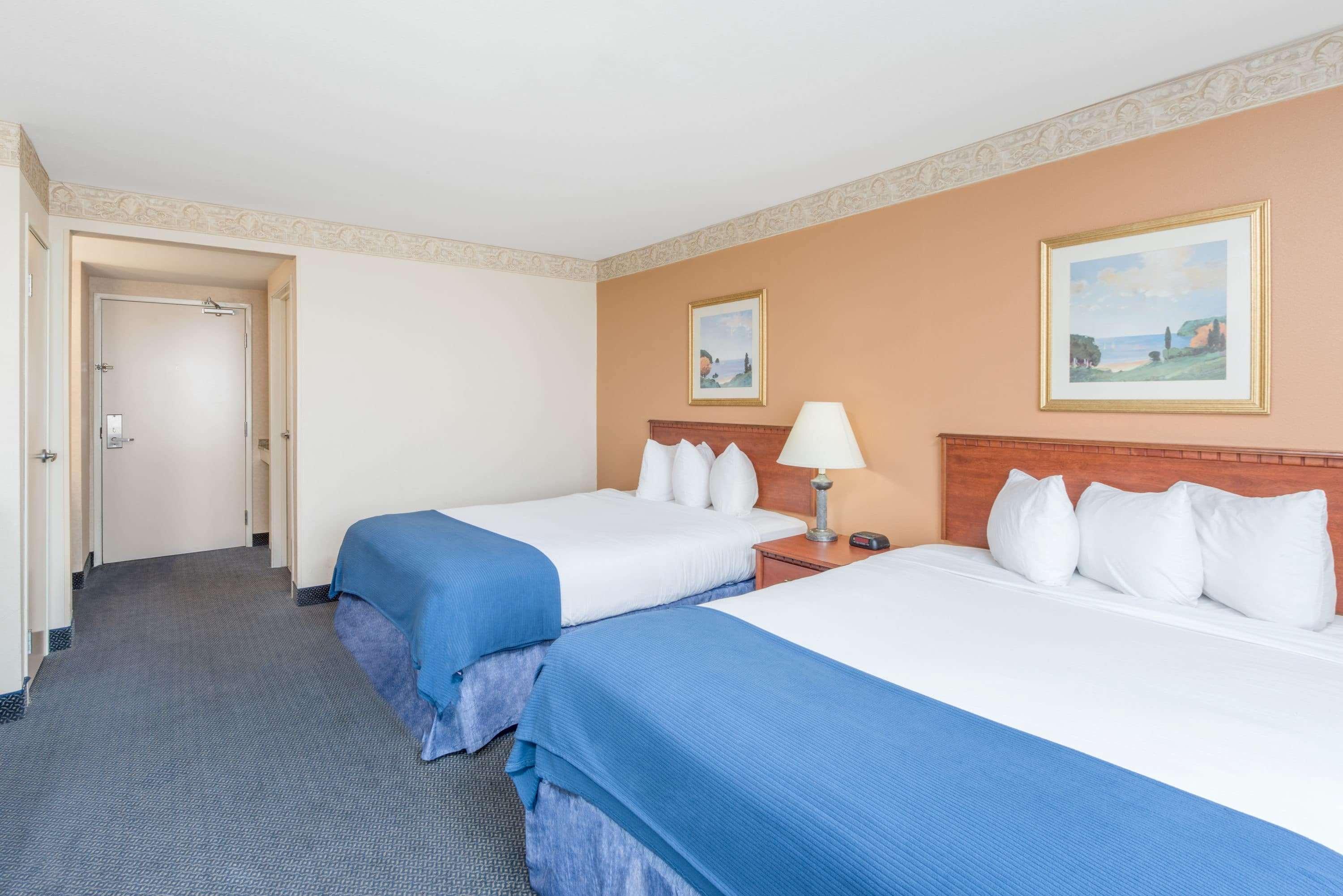 Baymont By Wyndham Ft. Leonard/Saint Robert Hotel Ngoại thất bức ảnh