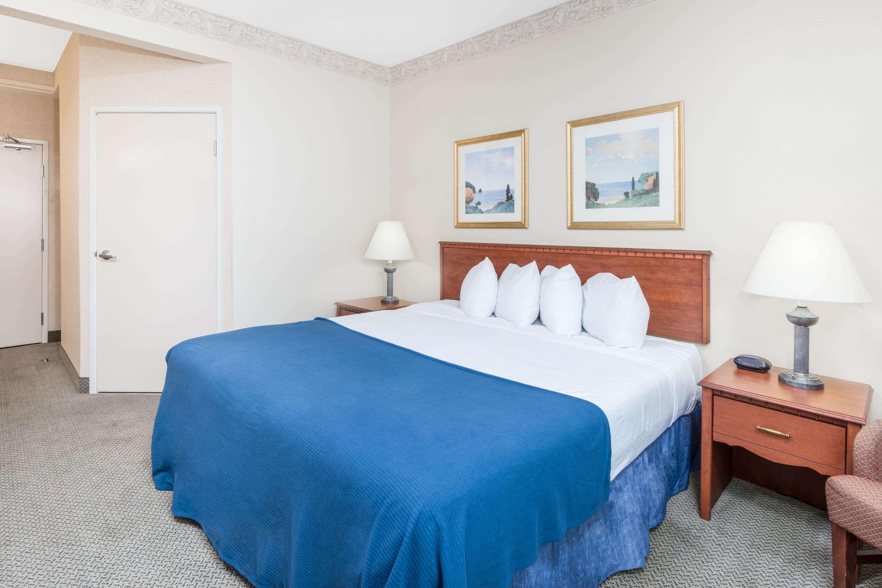 Baymont By Wyndham Ft. Leonard/Saint Robert Hotel Ngoại thất bức ảnh